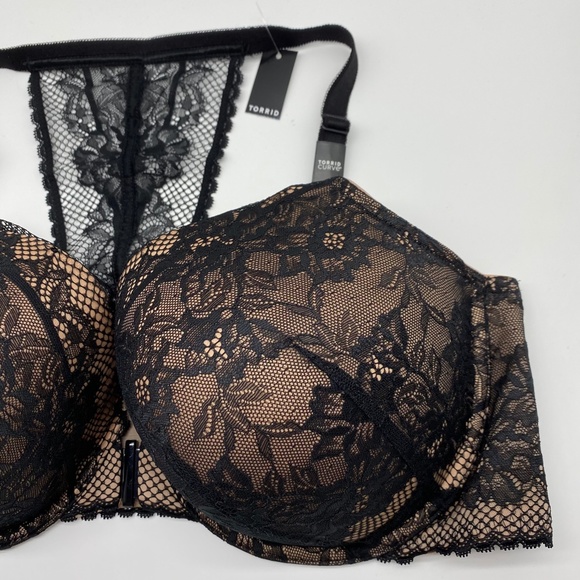 Torrid Women's Plus Size Black Lace Lightly Lined Front Closure T-Shirt Bra - Picture 10 of 11